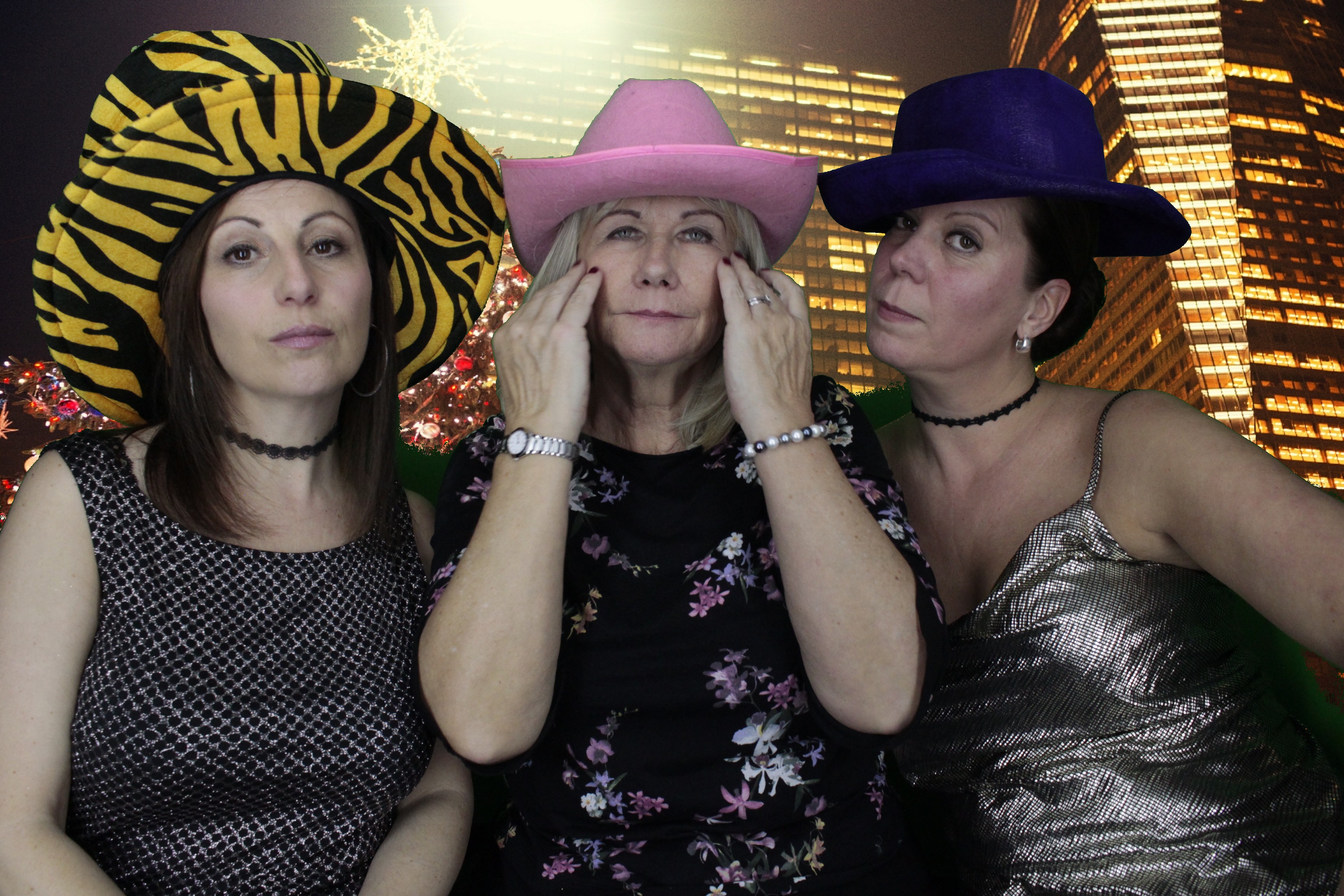 Kuoni Travel Christmas Party | View more photos from the event at gallery.myphotoboothexperience.co.uk/u/MyPhotoBoothExperienceLtd/Kuoni-Travel-Christmas-Party